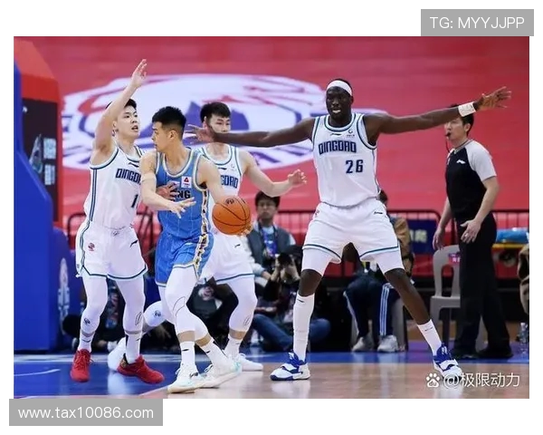 赛后分析：北京篮球队与深圳篮球队的战术对决与技术细节探讨