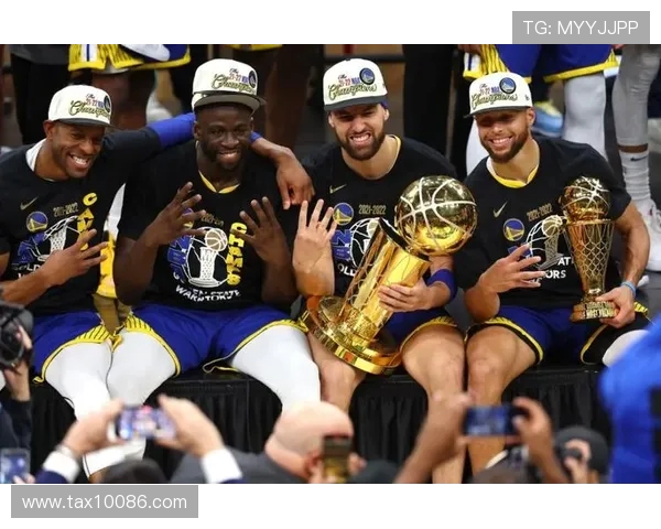 2017年NBA季后赛勇士队与爵士队精彩对决回顾与分析