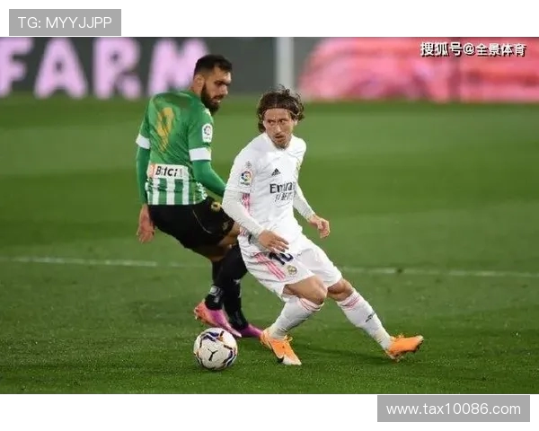 广东与北京的精彩对决全景回顾与赛后分析 广东与北京的精彩对决全景回顾与赛后分析