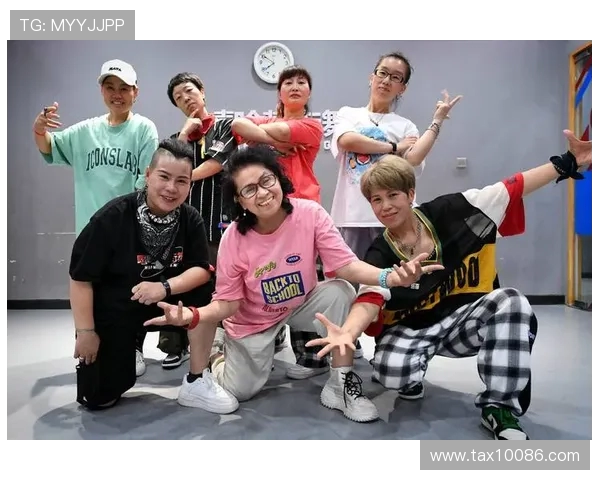 街舞人生的舞台与梦想陈秀英的成长与坚持之路 街舞人生的舞台与梦想陈秀英的成长与坚持之路